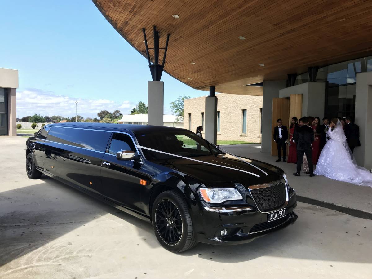 black chrysler wedding limo hire melbourne 02