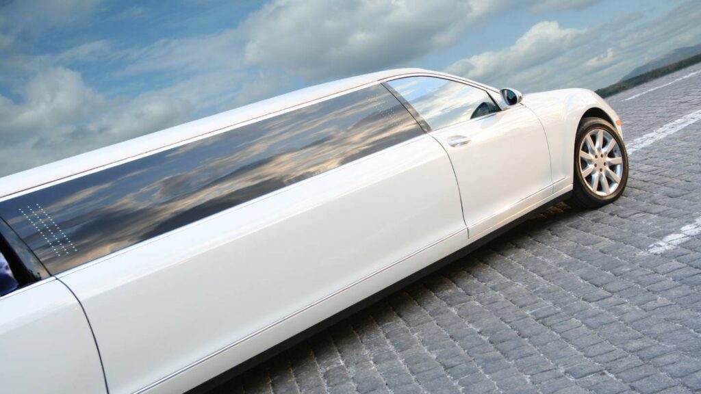 how do you choose the best limo service company
