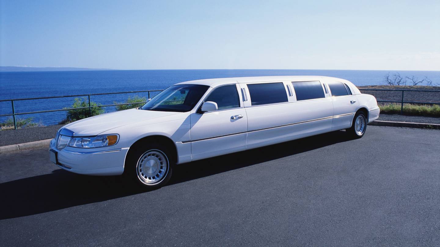 what to look for when searching for limousine features 2